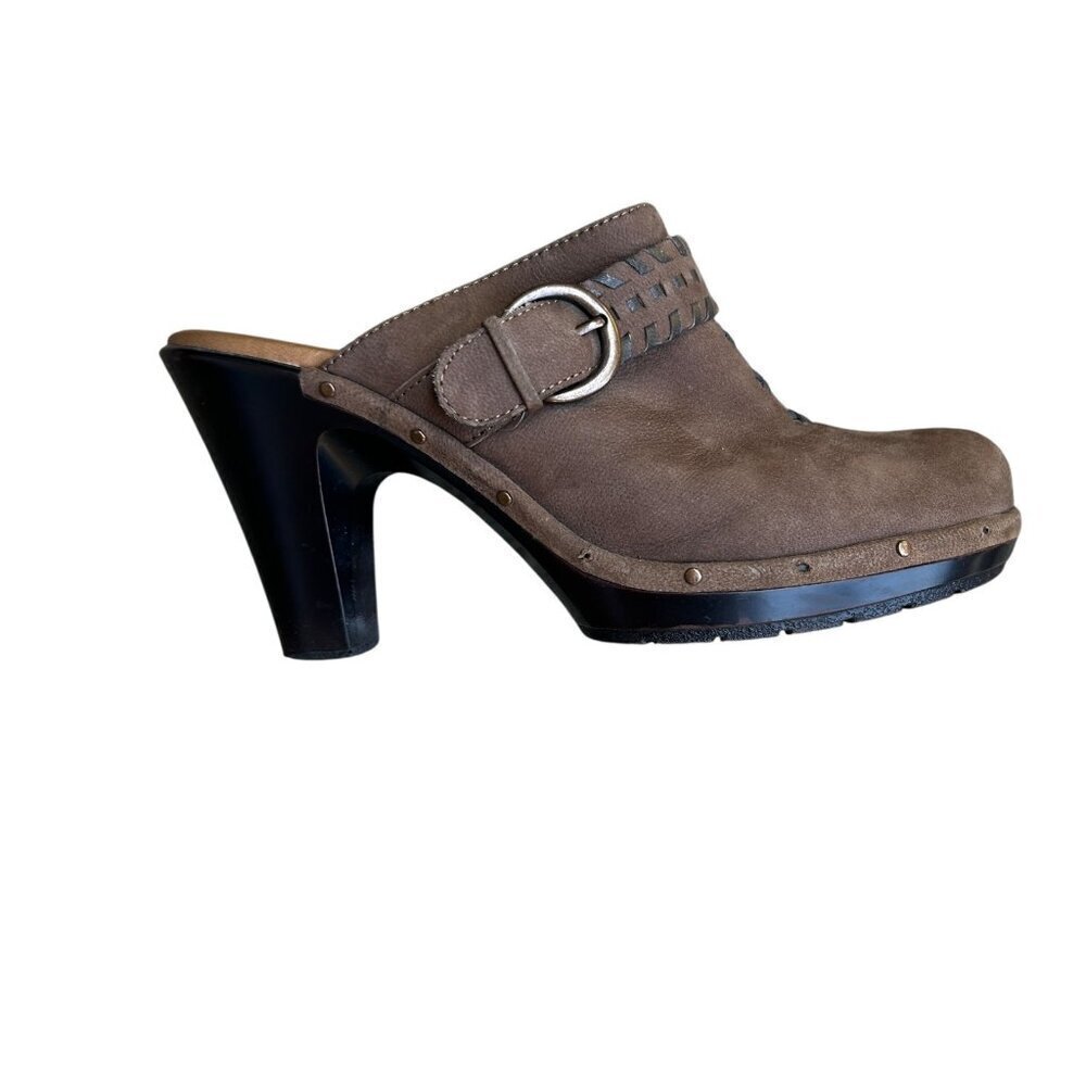 Sofft Women's Brown Suede Leather Studded Buckle Platform Heeled Clogs Size 6.5